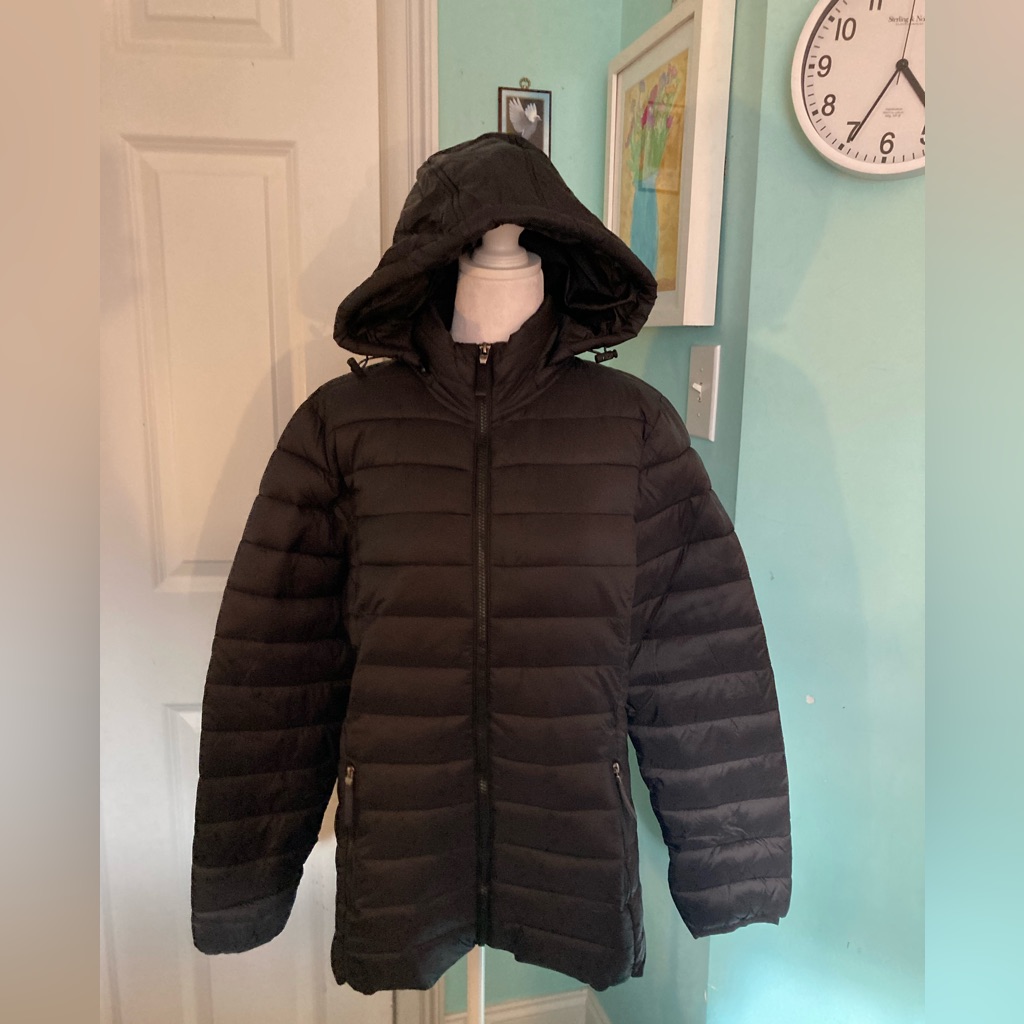 St. John's Bay Black Puffer Jacket